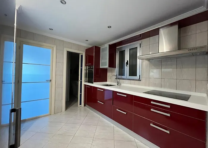 The Great Escape Вілла